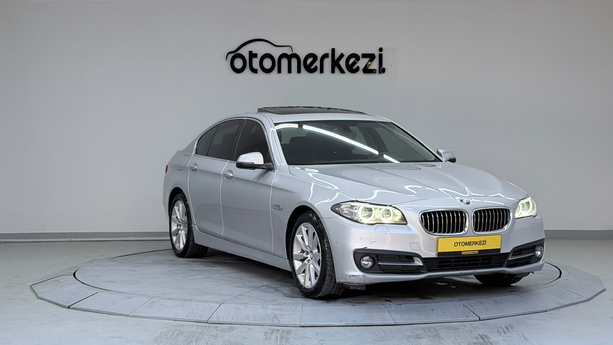 BMW 520i 4